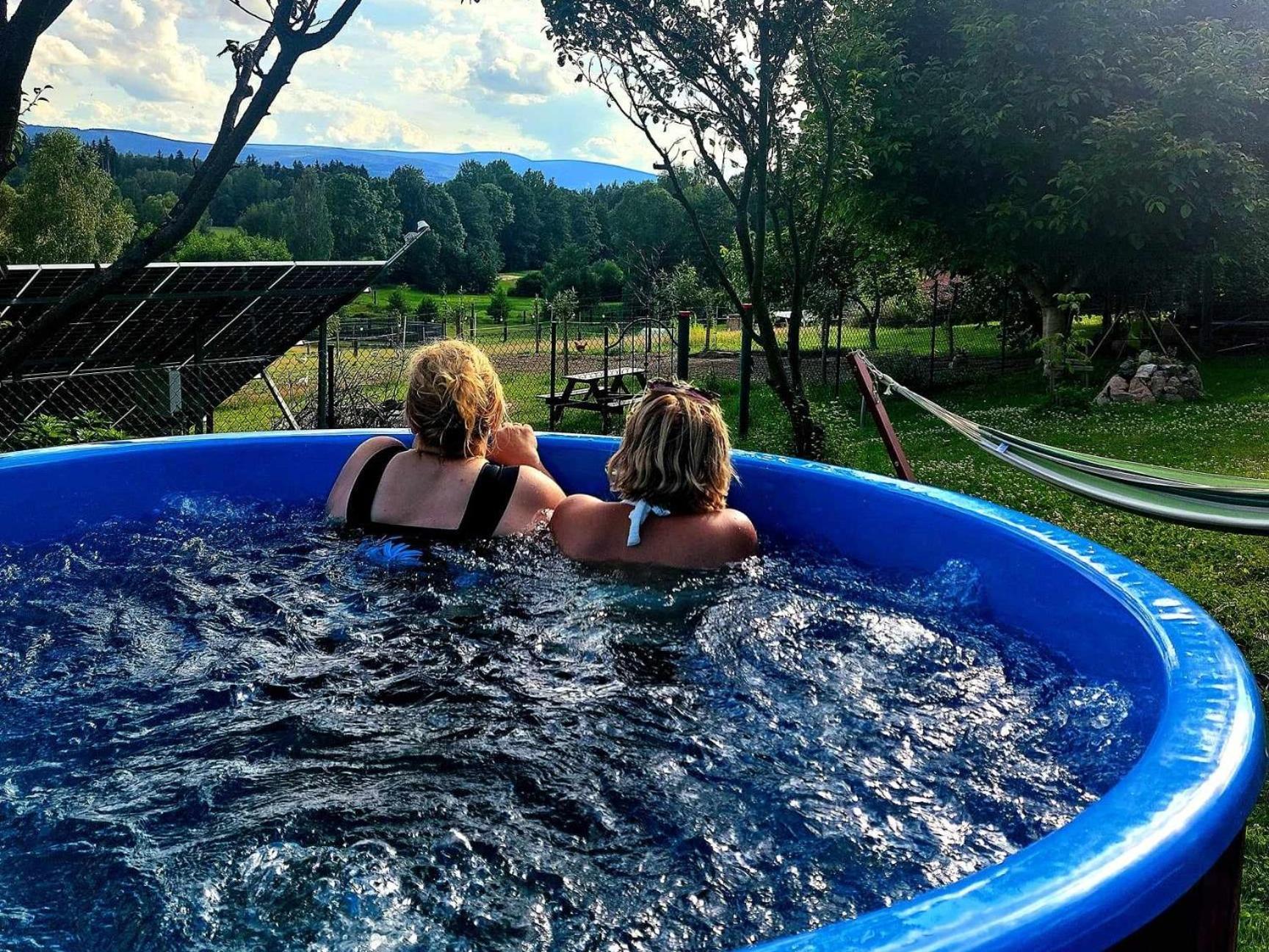 Maja Pokoje Z Widokiem Kameralna Agroturystyka Na Pogorzu Izerskim Z Sauna I Jacuzzi (Adults Only) Mirsk Luaran gambar
